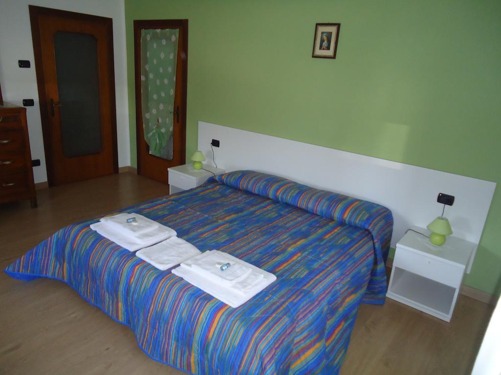 Spagna B&B Verona Phòng bức ảnh